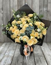 Букет цветов из:  Розы и Лизиантусы в Панкрушихе