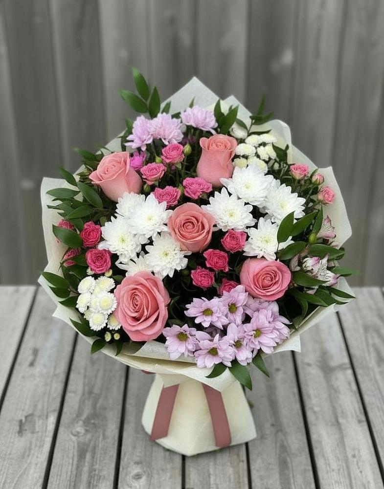 Букет цветов из: Альстромерии, Гвоздики, Розы и Хризантемы в Панкрушихе