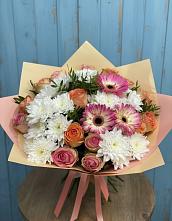 Букет цветов из:  Розы, Герберы и Хризантемы в Панкрушихе