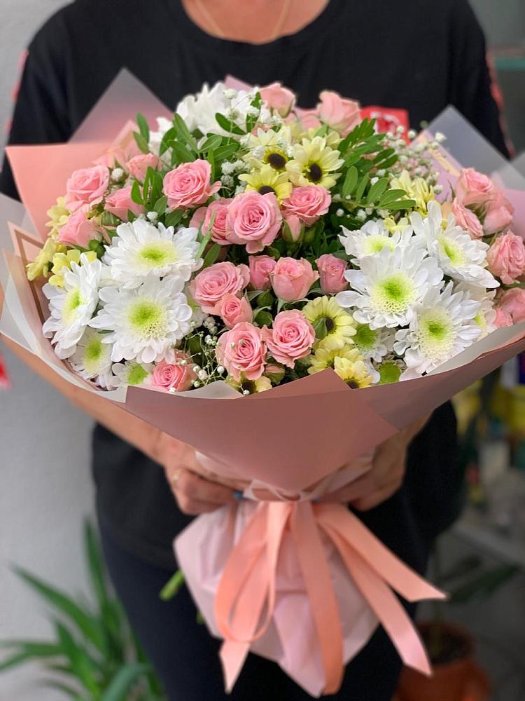 Букет цветов из: Розы и Хризантемы в Панкрушихе