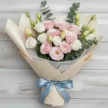 Букет цветов из:  Лизиантусы в Панкрушихе