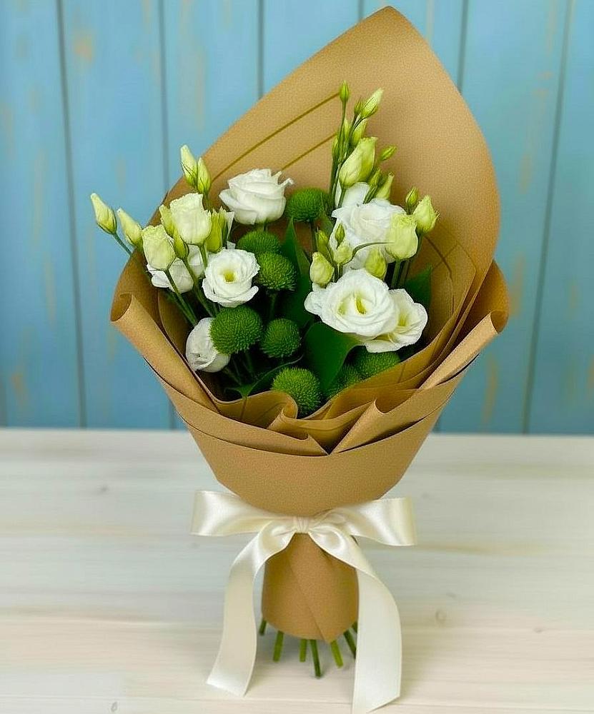 Букет цветов из: Хризантемы и Лизиантусы в Панкрушихе