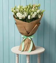 Букет цветов из:  Лизиантусы в Панкрушихе