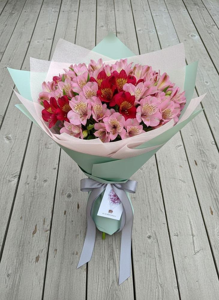 Букет цветов из: Альстромерии в Панкрушихе