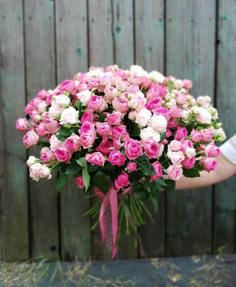 Букет Розовые кустовые розы Натали и Лав Лидия в Панкрушихе