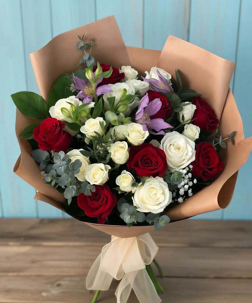Букет цветов из: Розы и Альстромерии в Панкрушихе